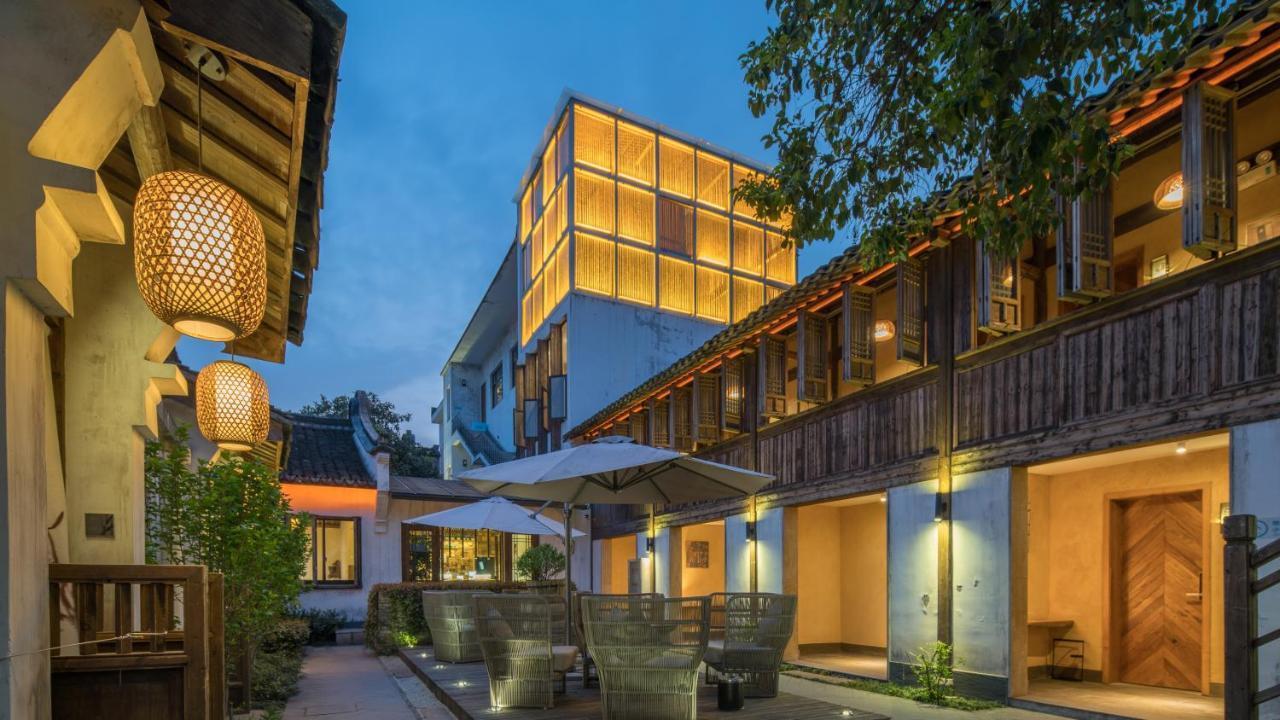 Floral Hotel - Yuexiang Inn Wuzhen Цзясін Екстер'єр фото