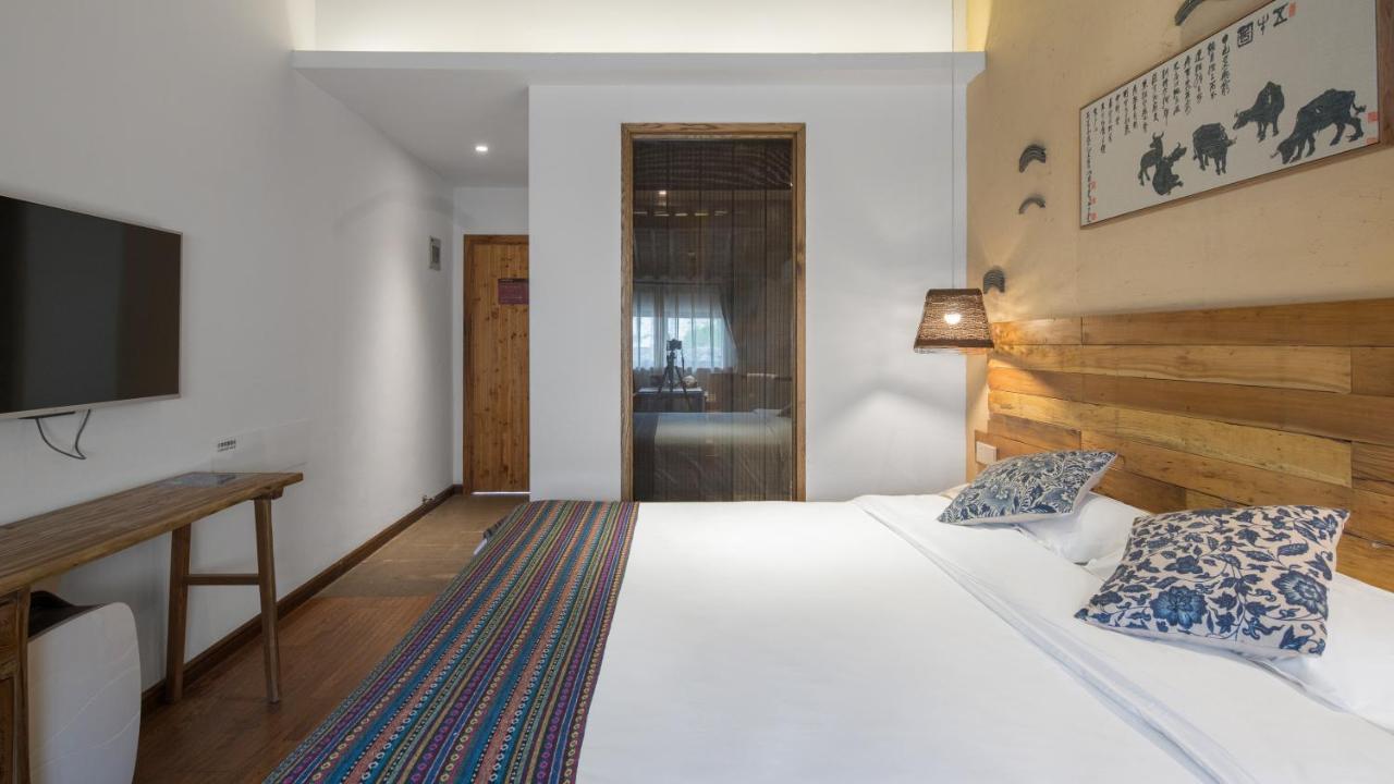 Floral Hotel - Yuexiang Inn Wuzhen Цзясін Екстер'єр фото